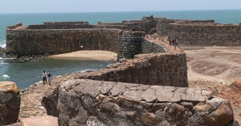 Why Navy Day is being celebrated at Maharashtra’s Sindhudurg — Maratha fort with rich naval history