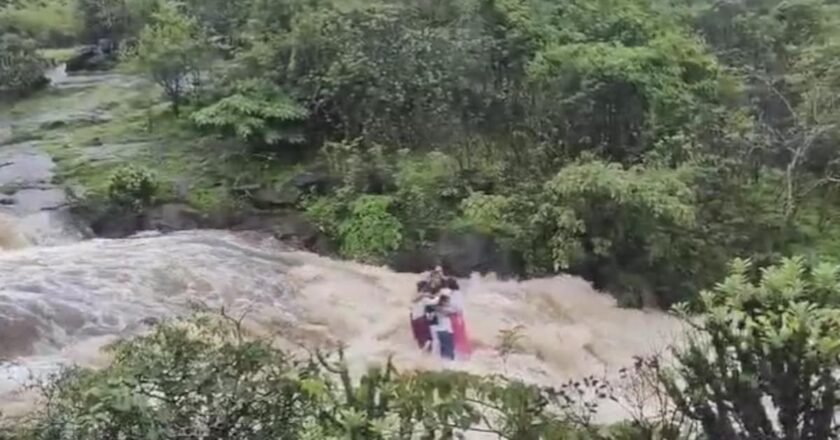 Prohibitory Orders At Pune Picnic Spots After Lonavala Waterfall Tragedy